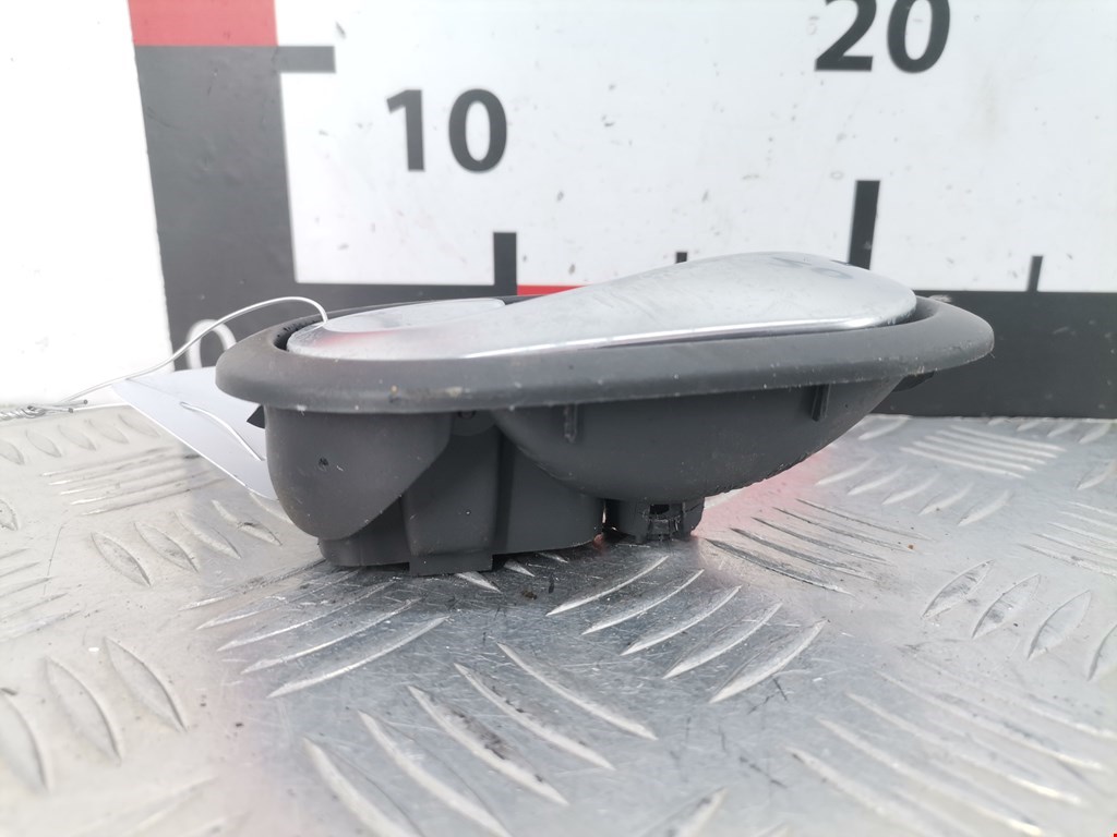 Ручка дверная передняя внутренняя левая RENAULT Scenic II 2003-2010