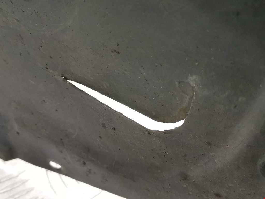 Локер (подкрылок) передний правый AUDI A6 C5 1997-2004