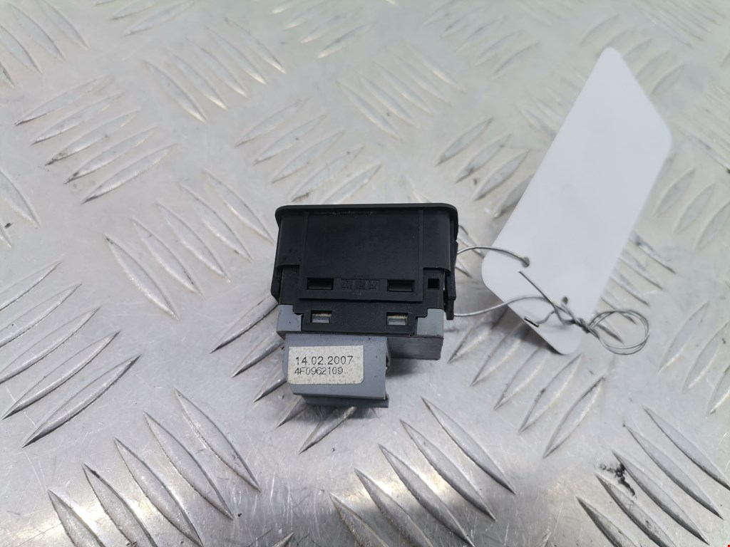 Блок кнопок AUDI A3 8P 2003-2013