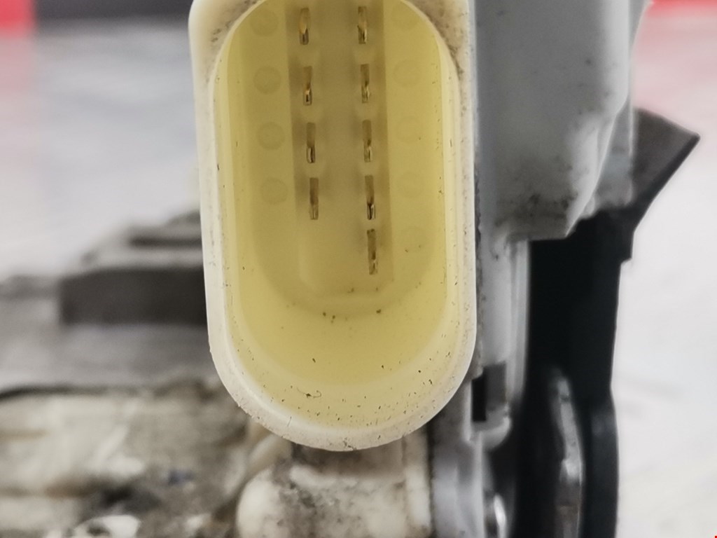 Замок двери передней правой AUDI A3 8P 2003-2013