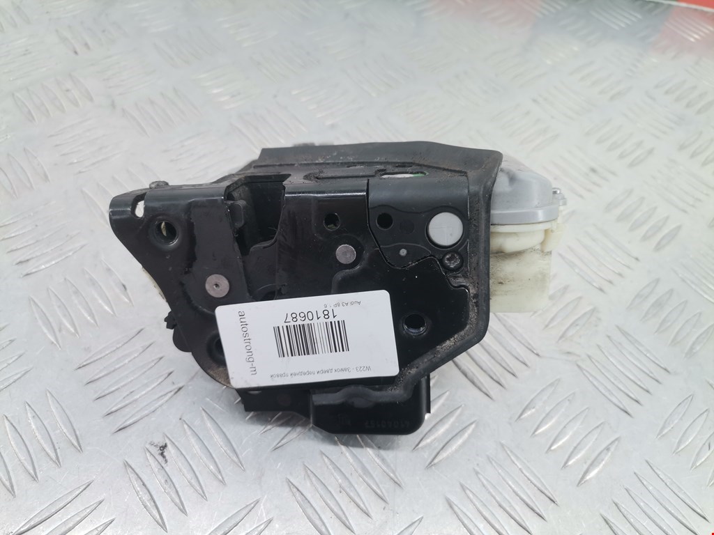 Замок двери передней правой AUDI A3 8P 2003-2013