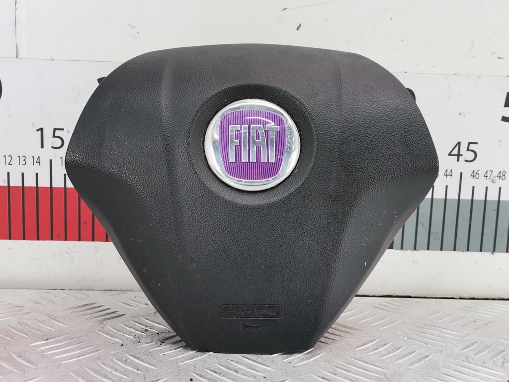 Подушка безопасности в рулевое колесо FIAT Grande Punto 2005-2009