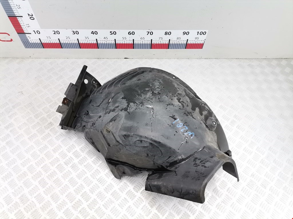 Локер (подкрылок) передний правый MERCEDES-BENZ C-Class C-klasse W204 2007-2015