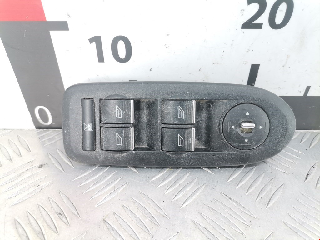 Блок управления стеклоподъемниками FORD Kuga 2008-2012