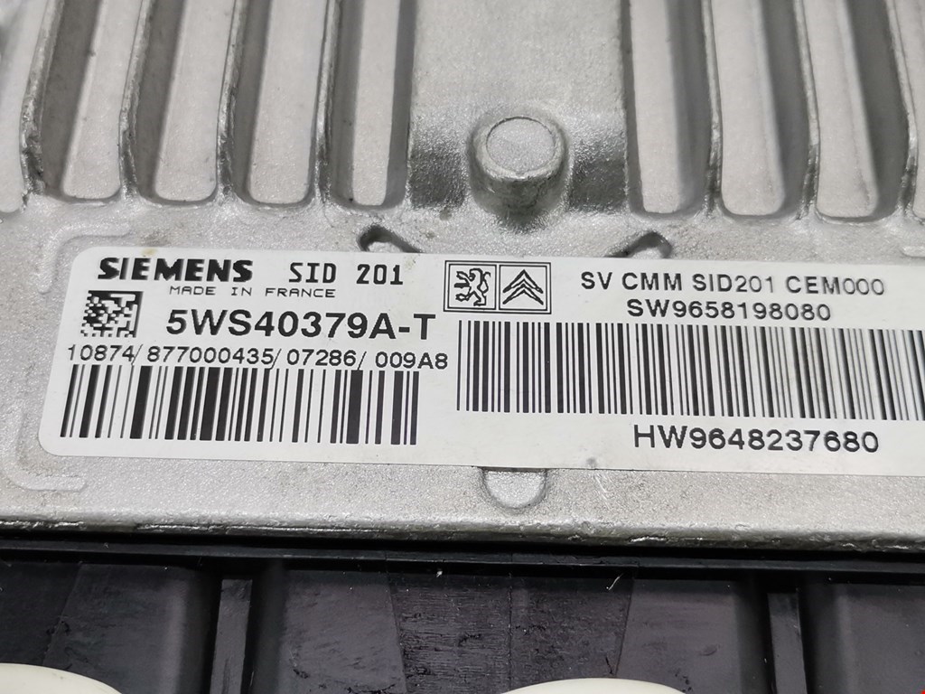 Блок управления двигателя (ЭБУ) PEUGEOT 407 2004-2010