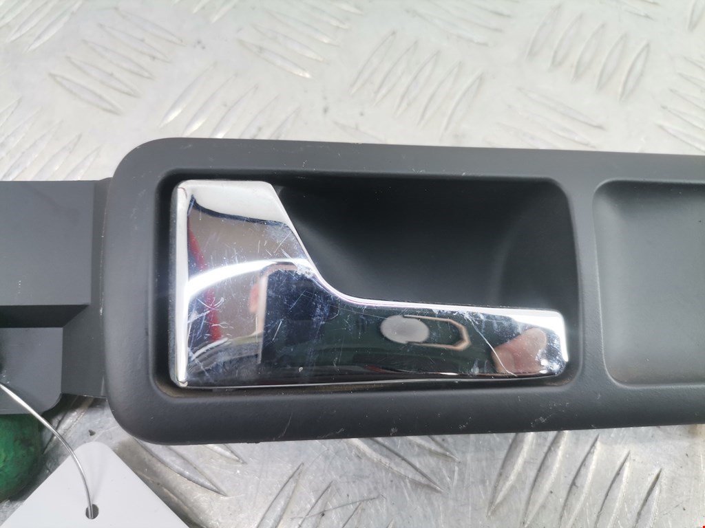 Ручка дверная задняя внутренняя левая VOLKSWAGEN Passat B5 1997-2005