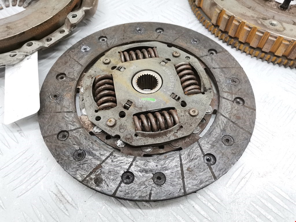 Маховик (демпфер сцепления) RENAULT Modus 2004-2012