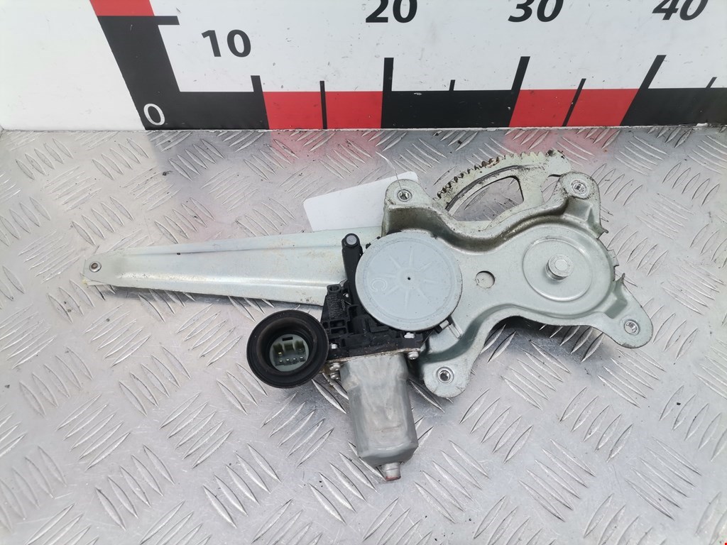 Стеклоподъемник задний правый TOYOTA RAV 4 XA30 2006-2012