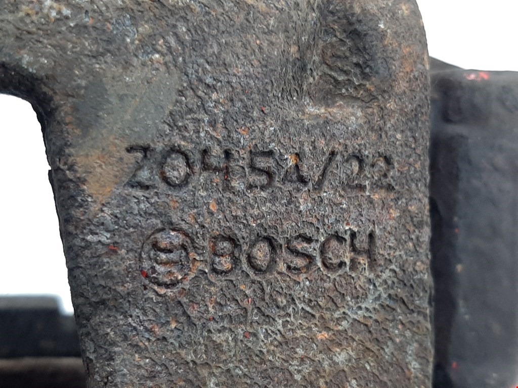 Суппорт передний левый FIAT Grande Punto 2005-2009