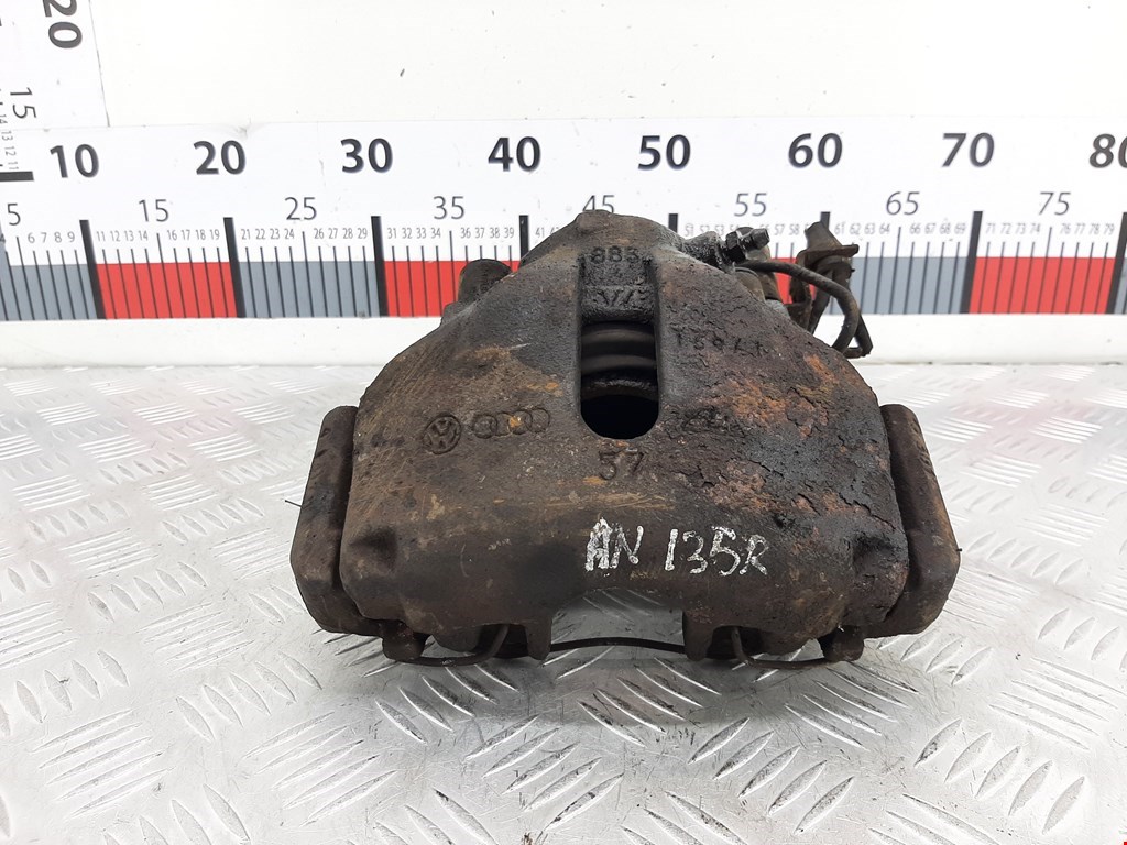 Суппорт передний правый VOLKSWAGEN Passat B5 1997-2005