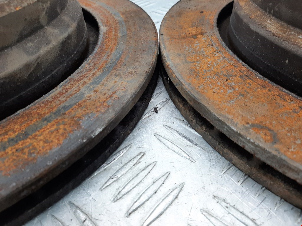 Диск тормозной задний BMW 5er 5 серия E39 1995-2004