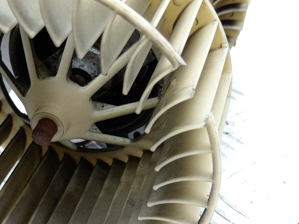 Моторчик (мотор) отопителя салона BMW 5er 5 серия E39 1995-2004