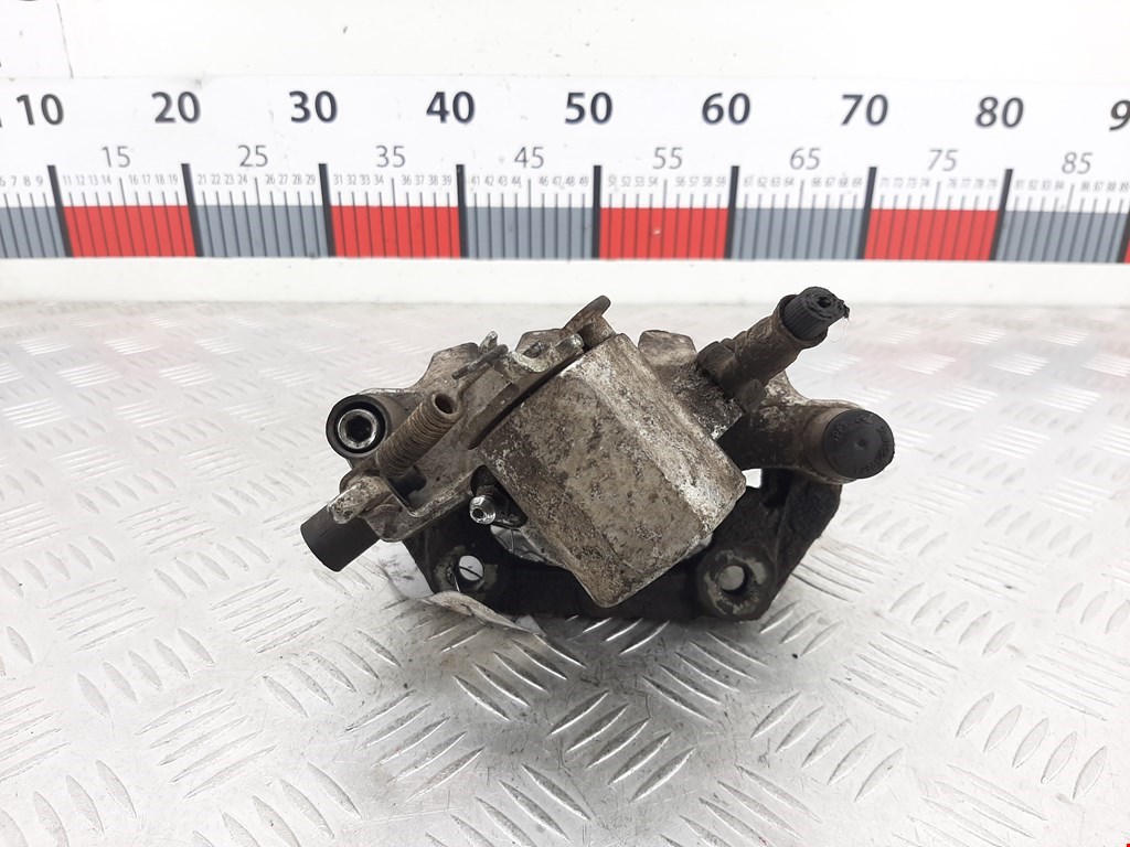 Суппорт задний правый OPEL Signum 2003-2008