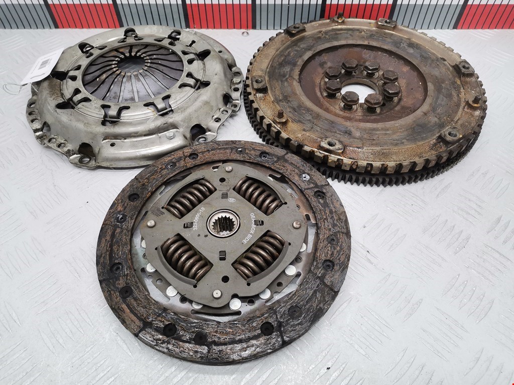 Маховик (демпфер сцепления) CITROEN C5 I 2001-2008