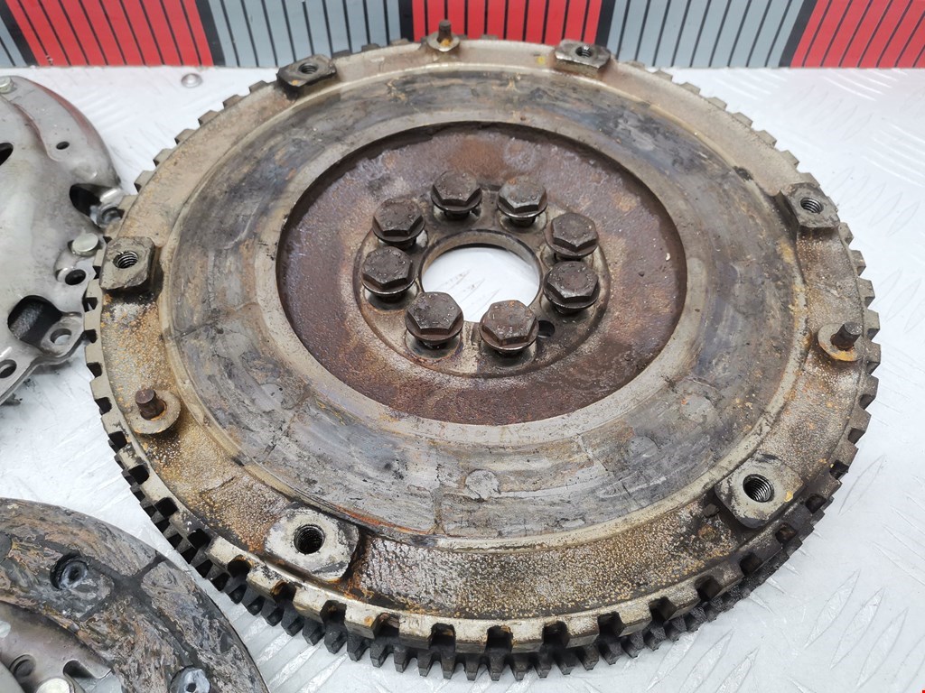 Маховик (демпфер сцепления) CITROEN C5 I 2001-2008