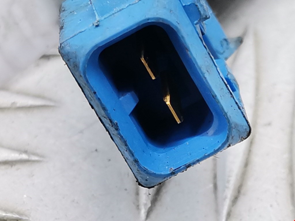 Датчик положения коленвала FORD Focus II 2005-2011