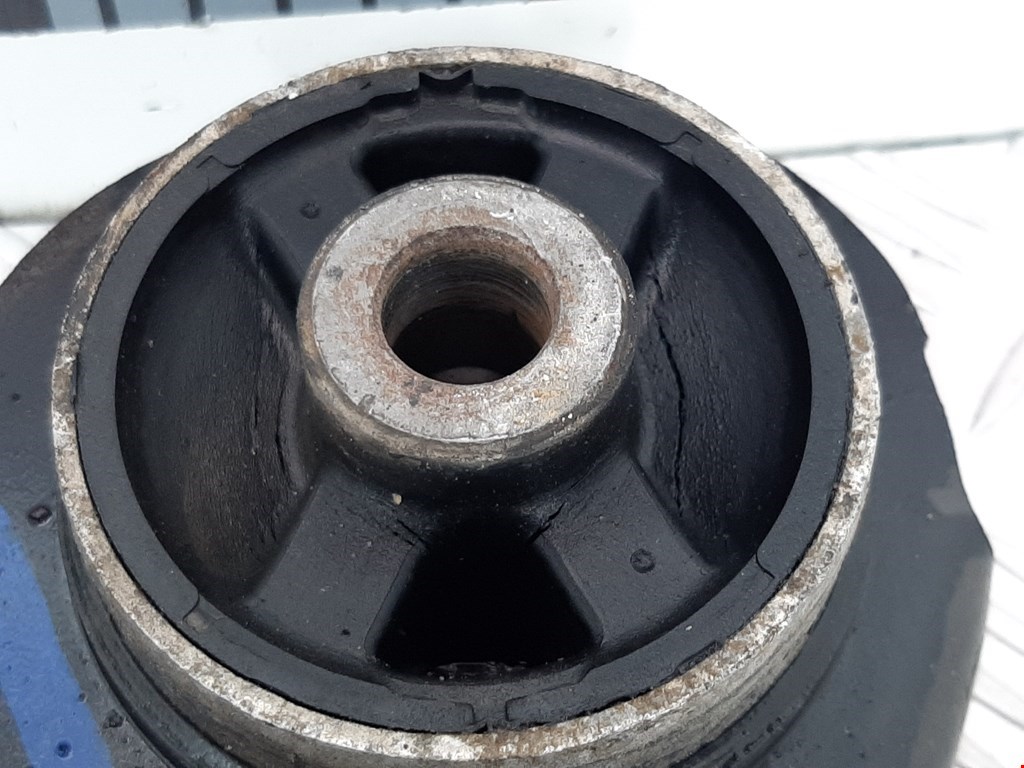 Рычаг передний правый RENAULT Laguna 2007-2015