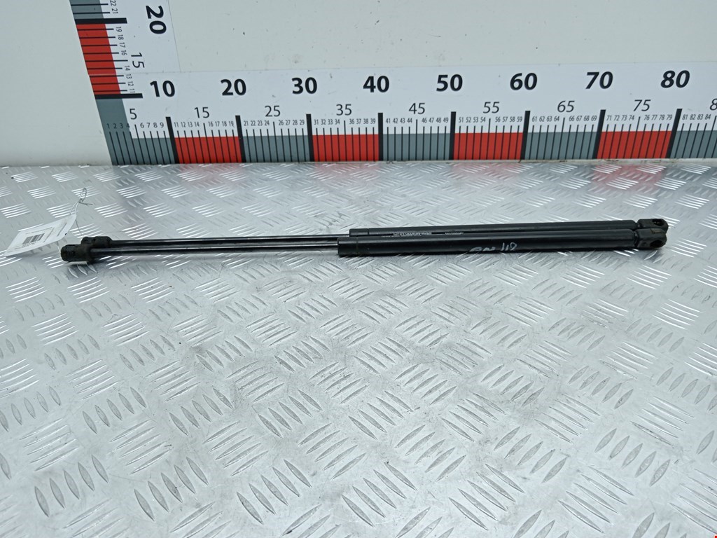 Амортизатор крышки багажника Mitsubishi Carisma (1995-2004)