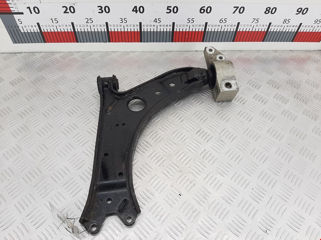 Рычаг передний левый Volkswagen Caddy 3 (2004-2015)