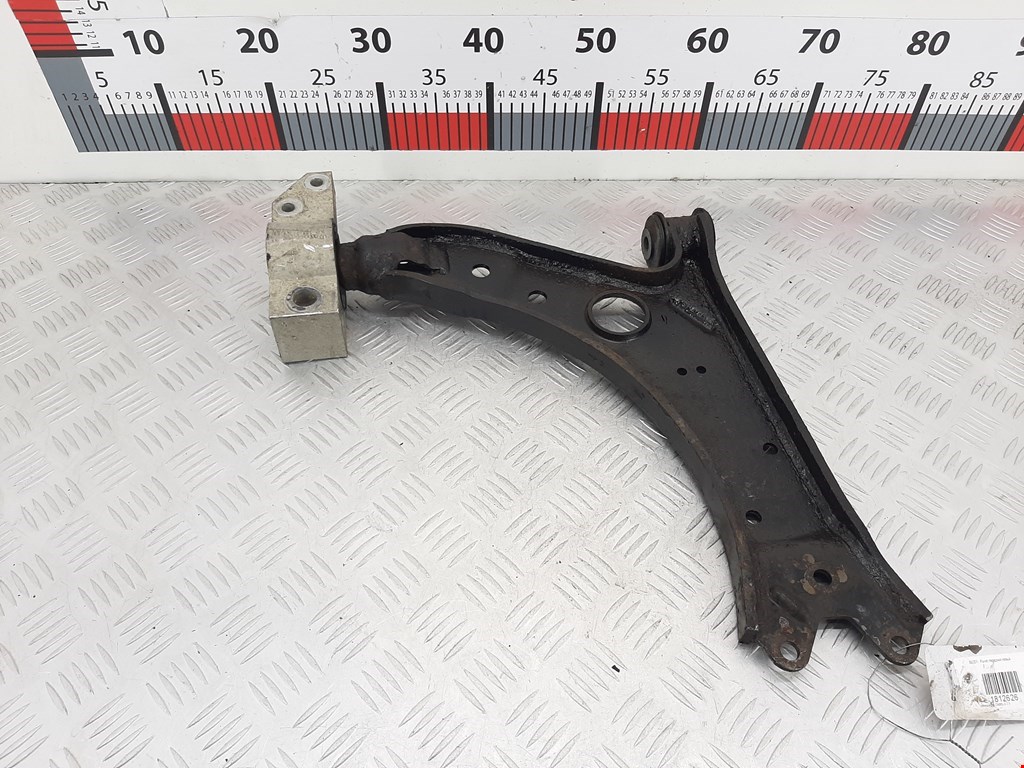 Рычаг передний левый VOLKSWAGEN Caddy III 2004-2015