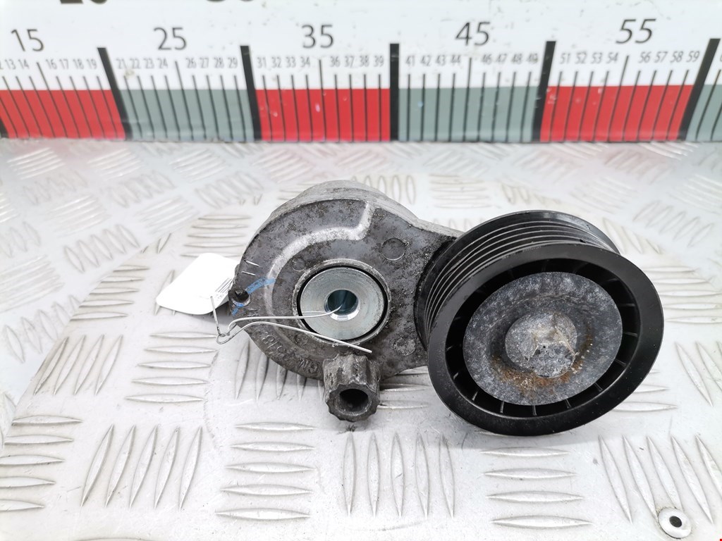 Натяжитель ремня генератора (приводного поликлинового ремня Chevrolet Cruze 2 (J300) (2008-2016)