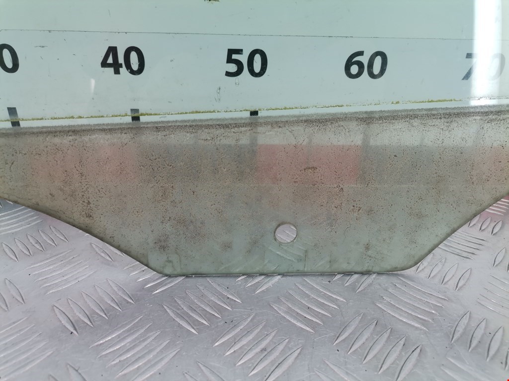 Стекло двери заднее левое FORD Fiesta 2001-2008