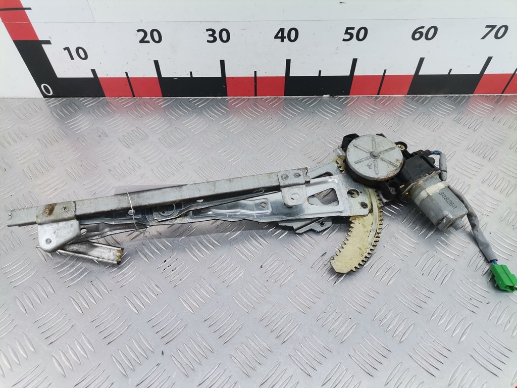 Стеклоподъемник задний левый SUBARU Impreza 1992-2000