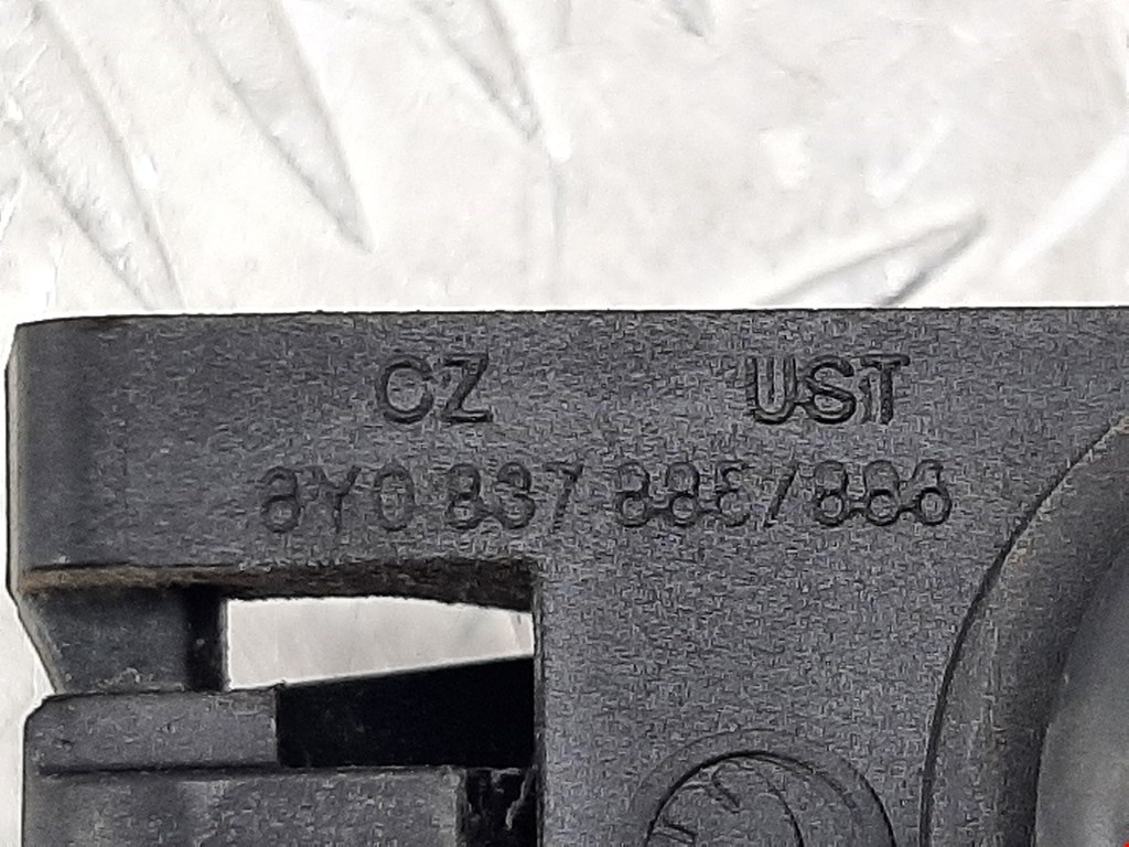 Ручка двери передней наружная правая SKODA Fabia MK1 1999-2006