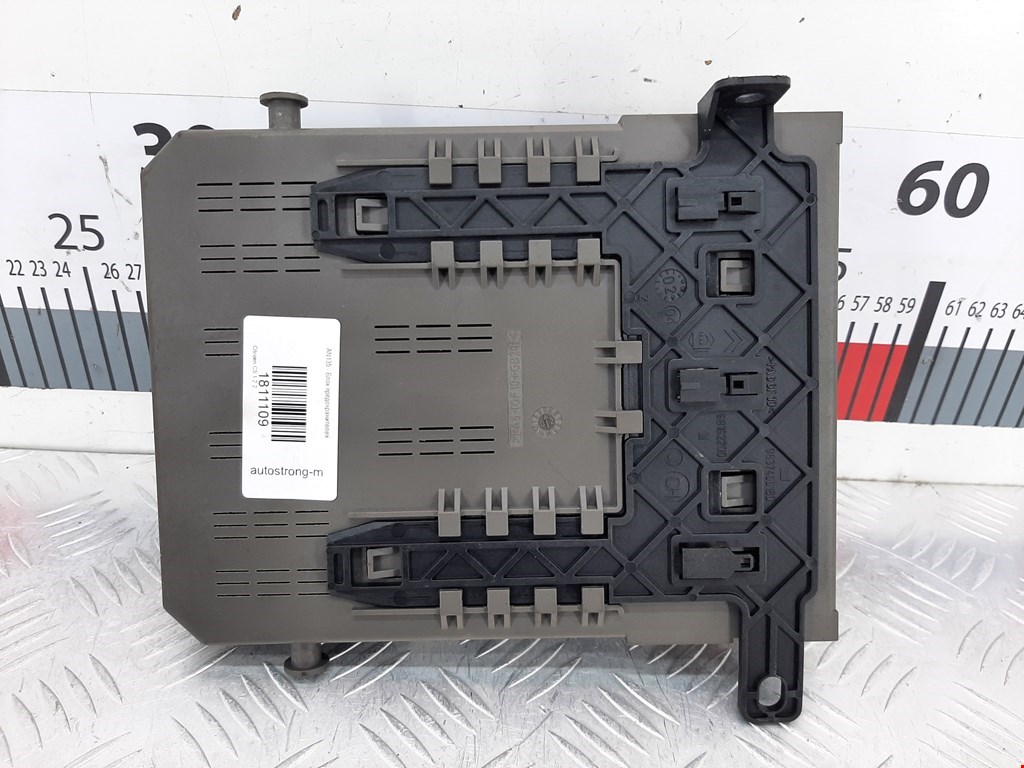 Датчик уровня в бачок омывателя CITROEN C5 I 2001-2008