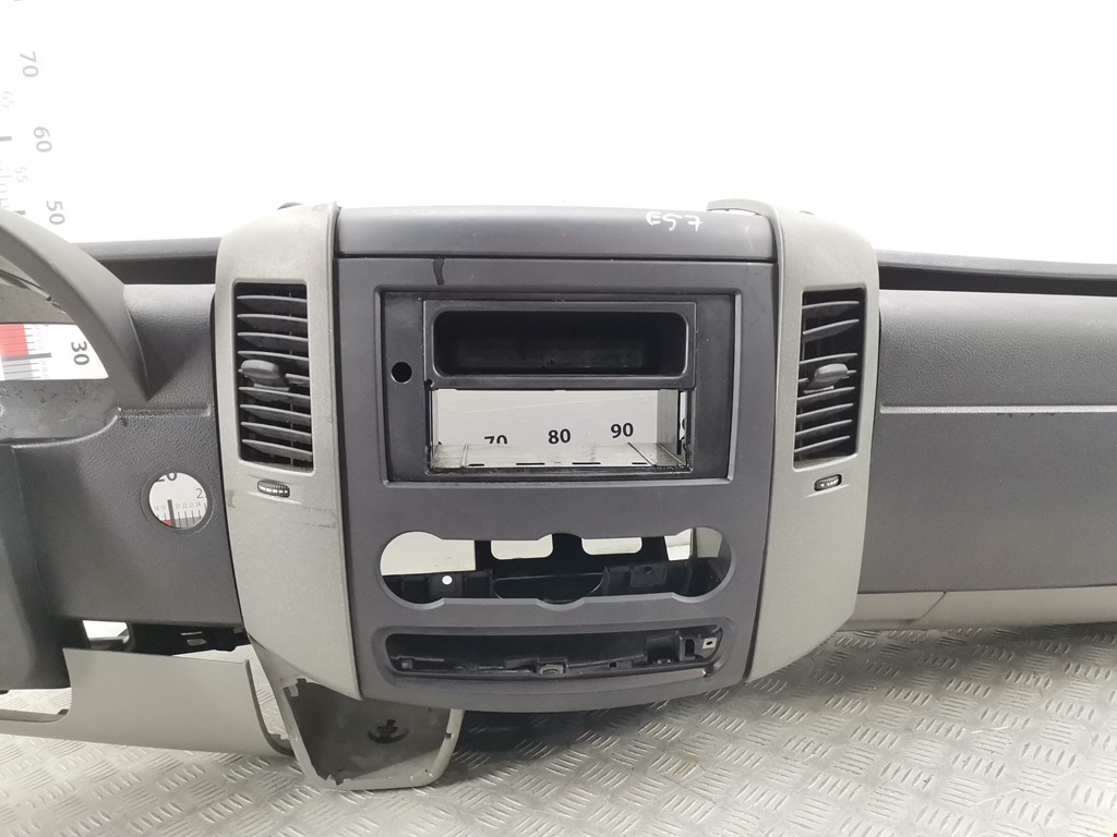 Торпедо VOLKSWAGEN Crafter 2006-2016