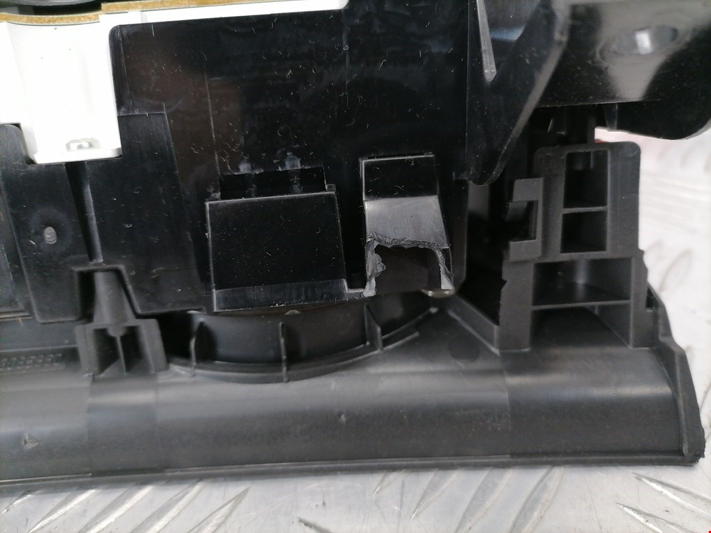 Панель приборов (щиток) OPEL Astra H/Family 2004-2015