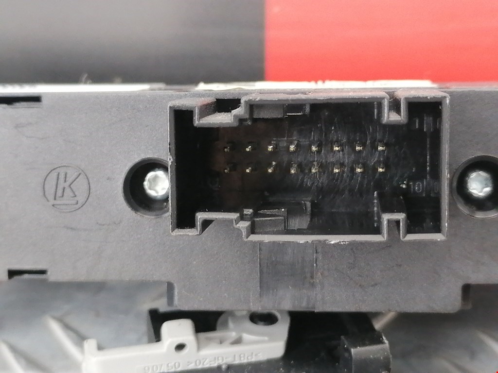 Кнопка аварийной сигнализации (аварийки) OPEL Astra H/Family 2004-2015