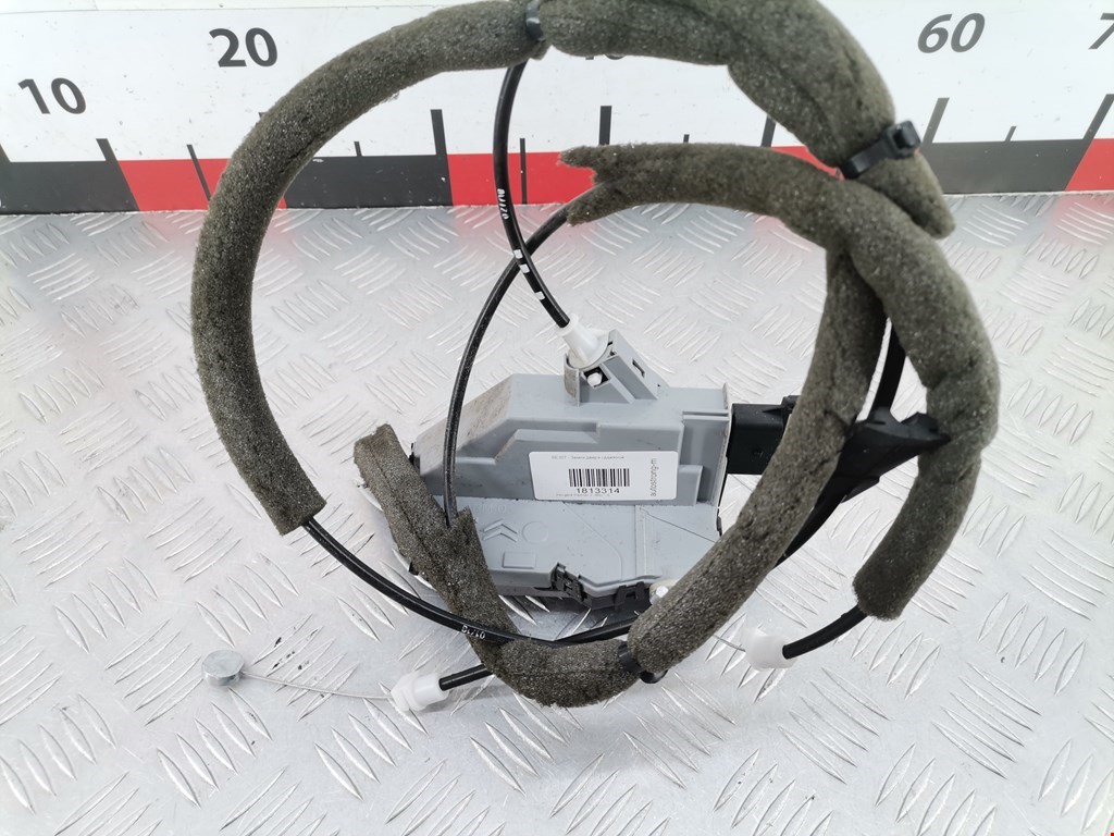 Замок двери сдвижной PEUGEOT Partner 2008-2018