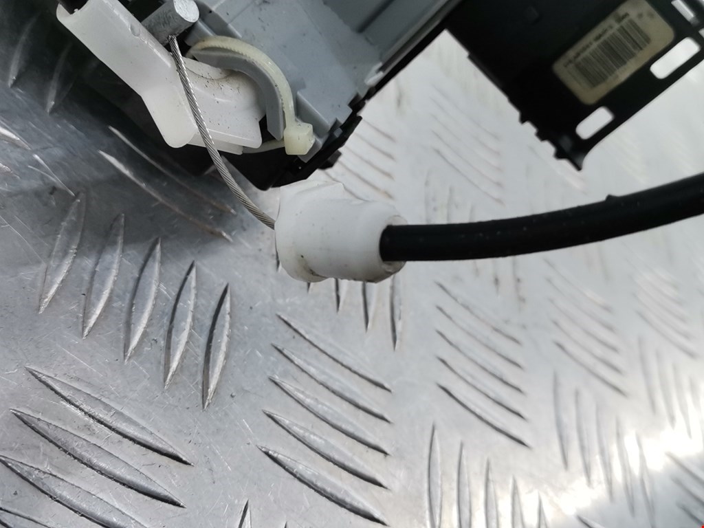 Замок двери сдвижной PEUGEOT Partner 2008-2018