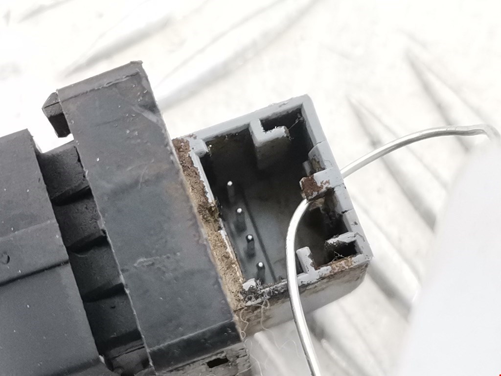 Кнопка стеклоподъемника AUDI A3 8P 2003-2013