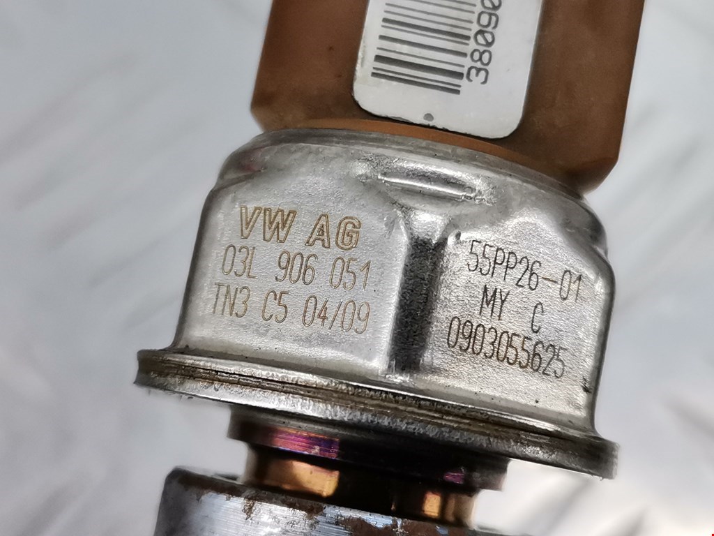 Датчик давления топлива AUDI A4 B8 2007-2015