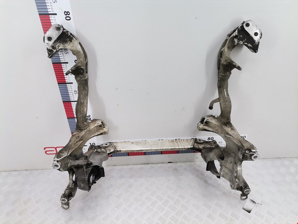 Балка передняя подрамник Audi A5 8T (2007-2016)