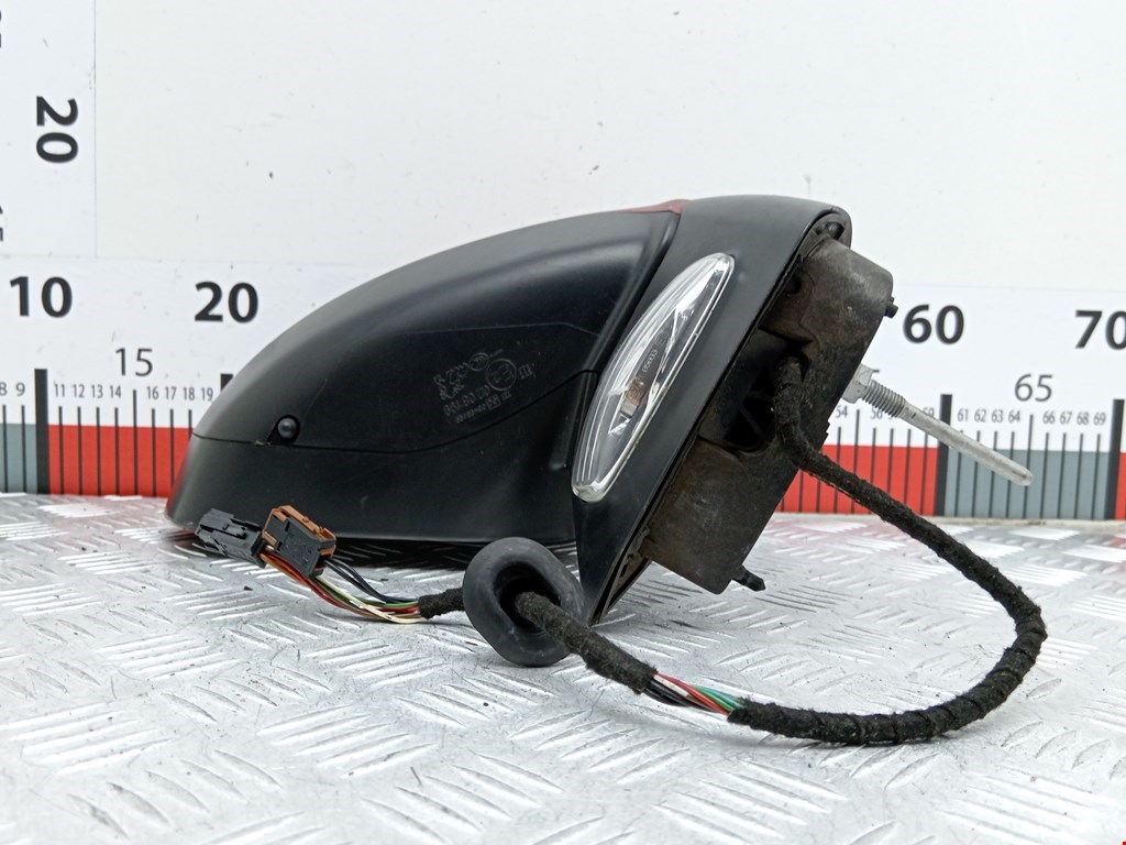 Зеркало правое PEUGEOT 3008 2009-2016