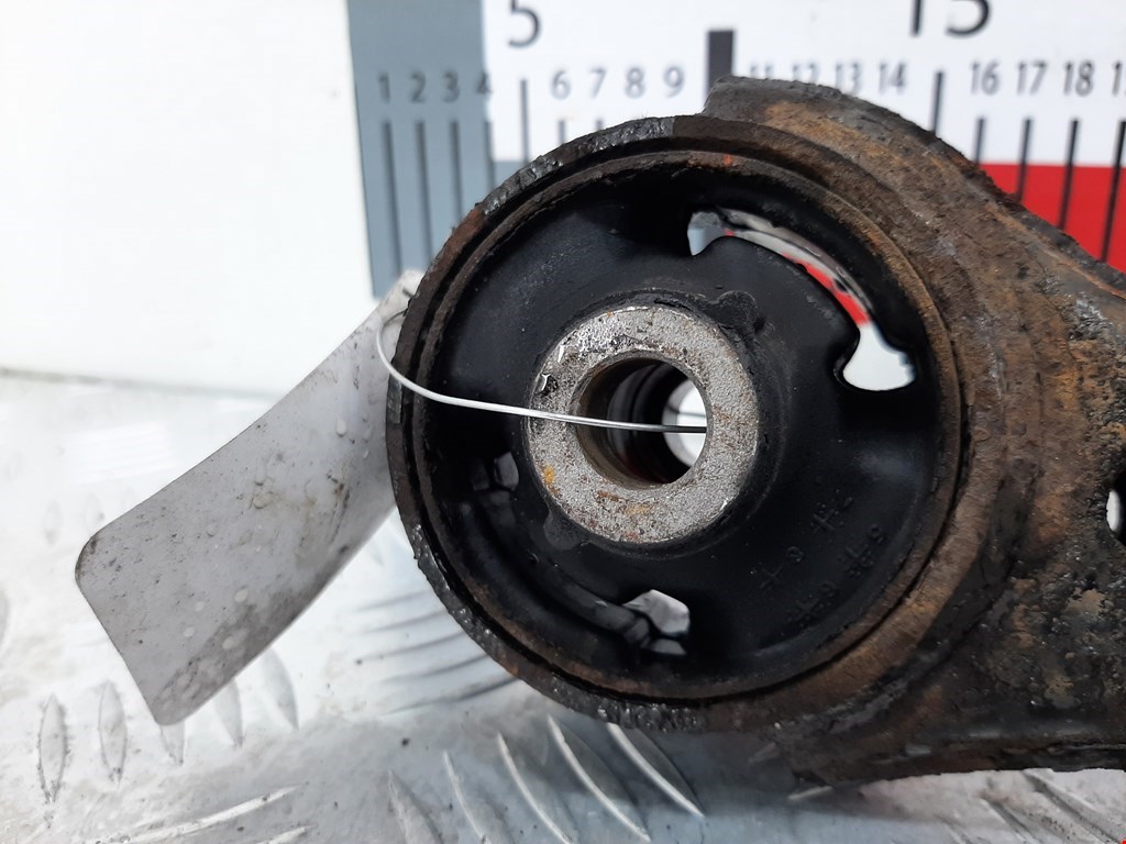 Рычаг передний левый HYUNDAI Santa Fe CM 2005-2012