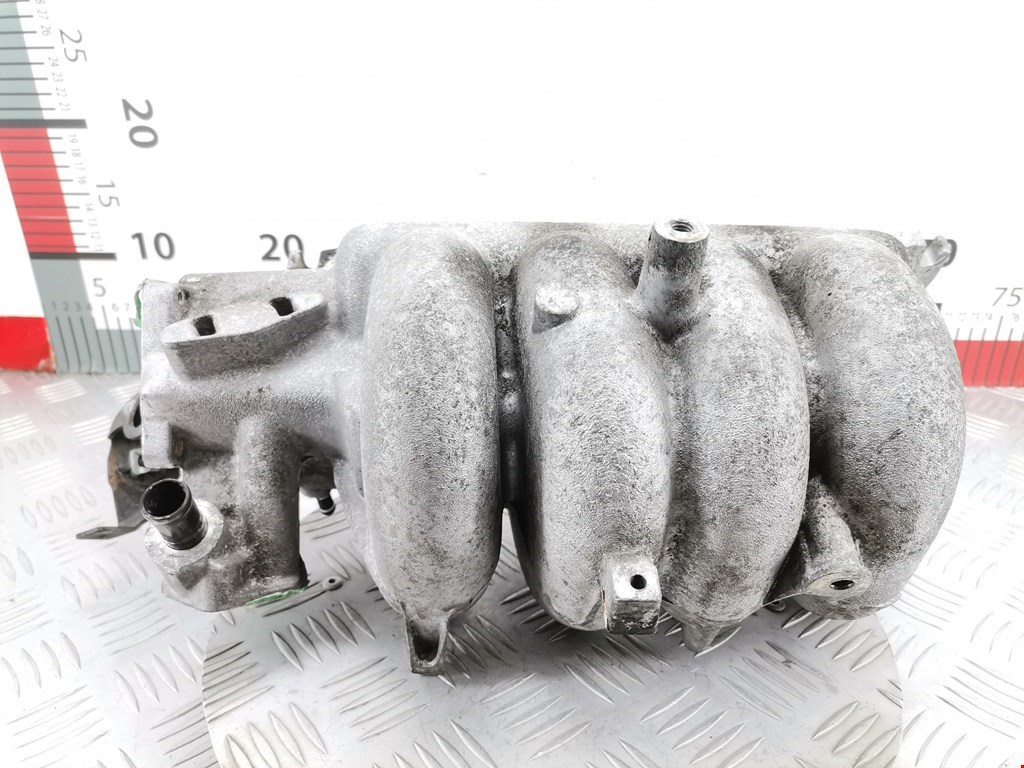 Коллектор впускной VOLVO V40 I 1995-2004