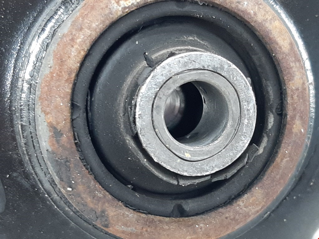 Рычаг передний левый RENAULT Megane II 2002-2009