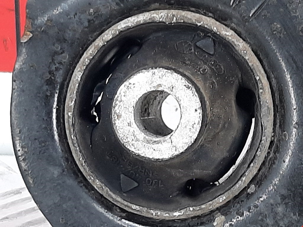 Рычаг передний правый SKODA Rapid 2012-2020