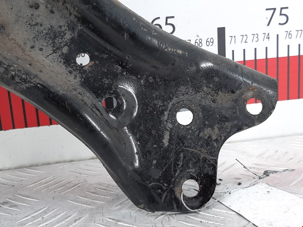 Рычаг передний правый SKODA Rapid 2012-2020