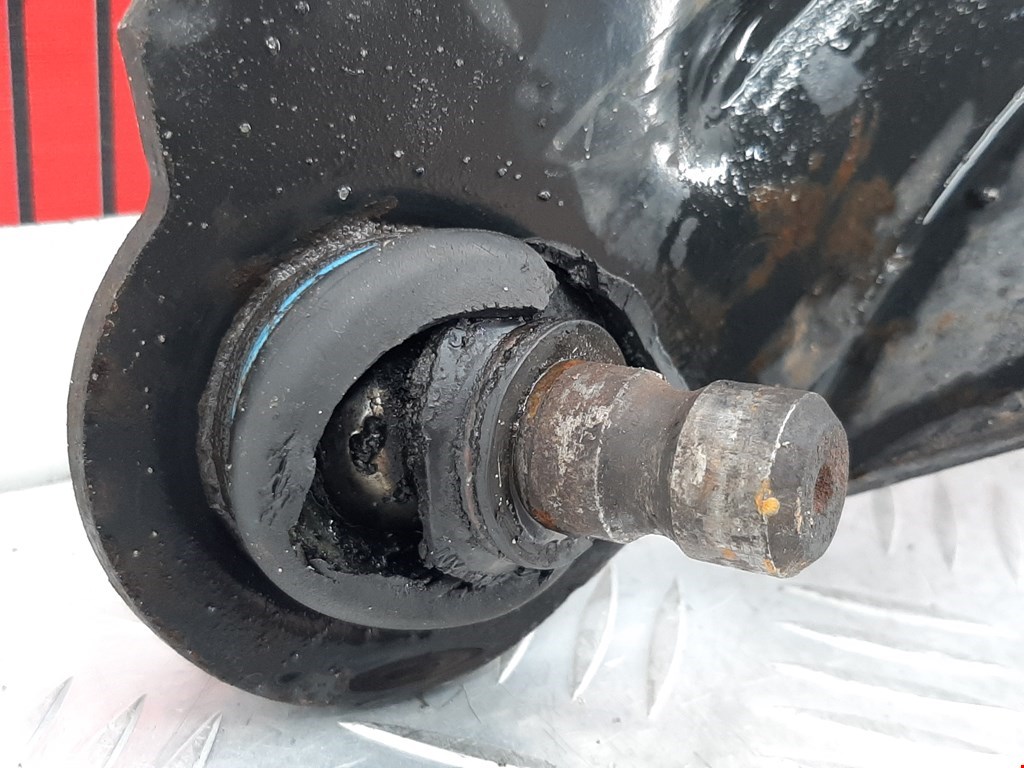 Рычаг передний левый RENAULT Megane II 2002-2009