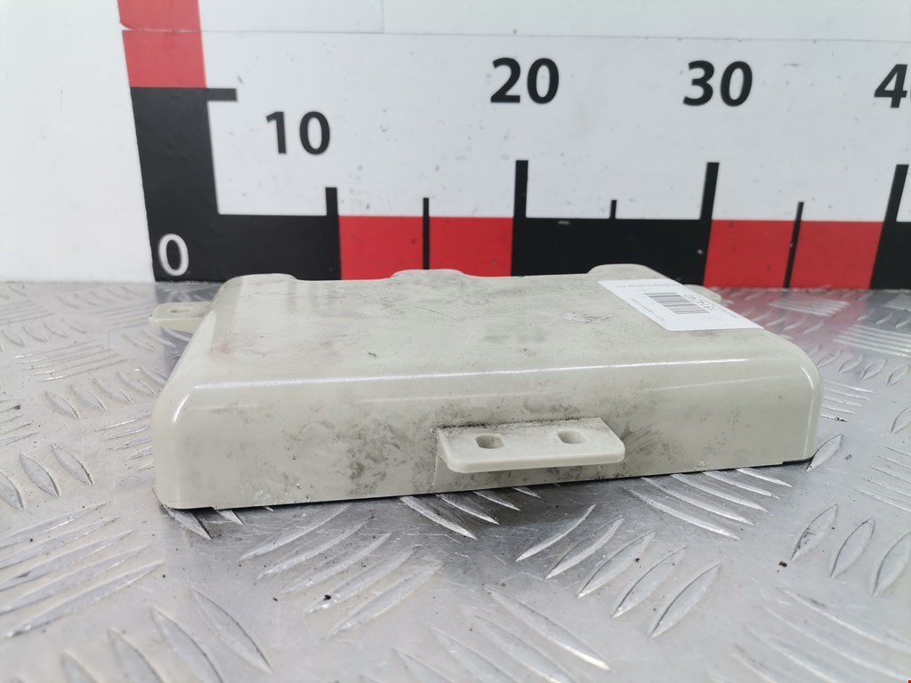 Усилитель антенны BMW 6er E63/E64 2003-2011