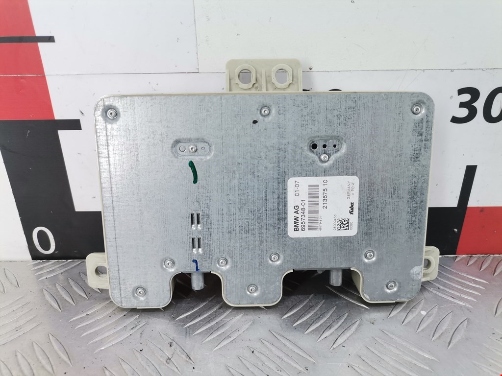 Усилитель антенны BMW 6er E63/E64 2003-2011