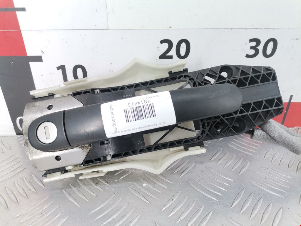 Ручка двери передней наружная правая SKODA Rapid 2012-2020