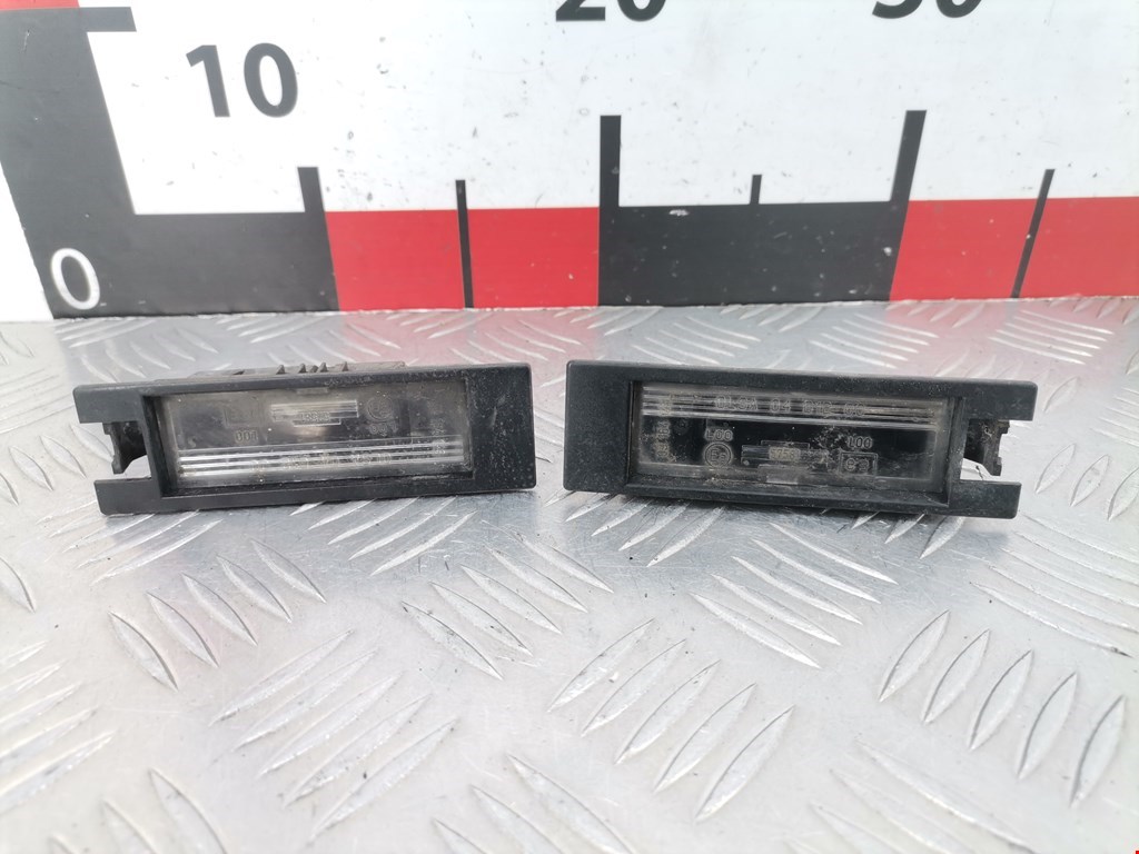 Фонарь подсветки номера OPEL Zafira B 2005-2012