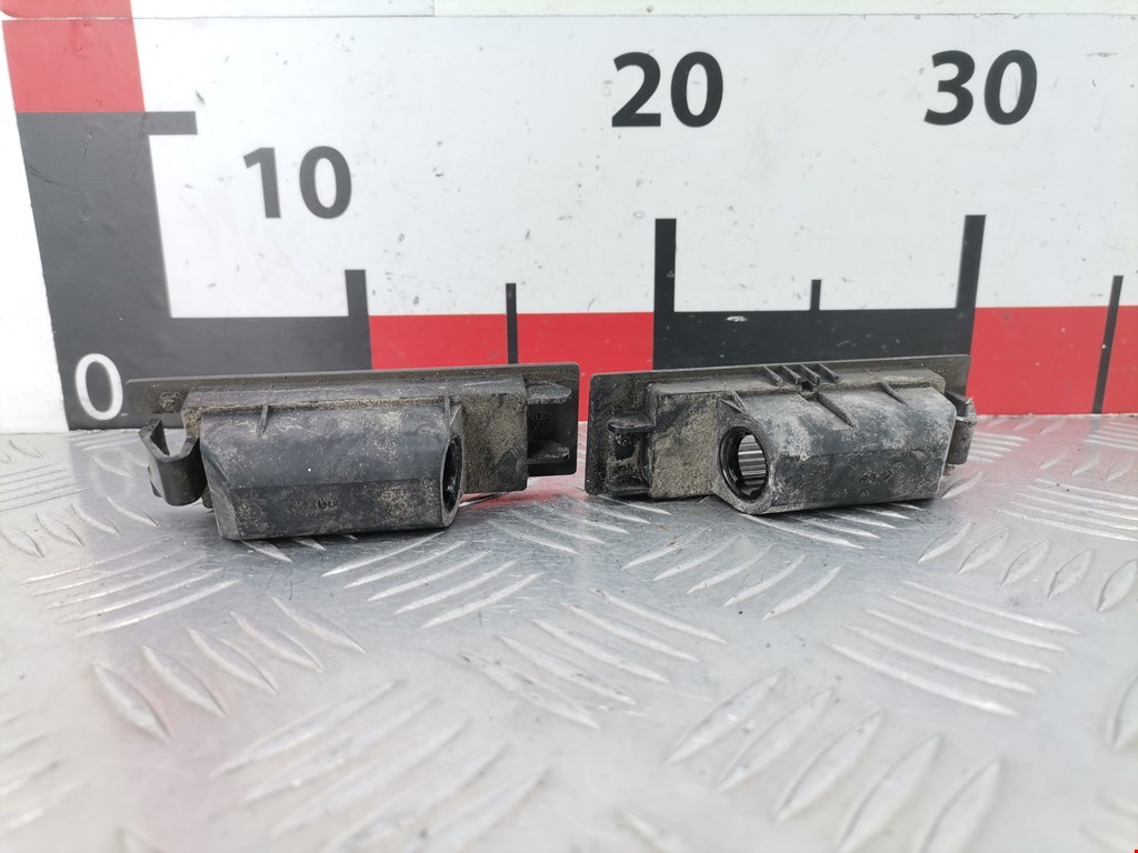 Фонарь подсветки номера OPEL Zafira B 2005-2012