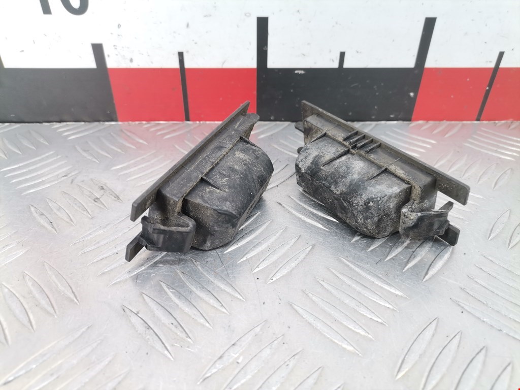 Фонарь подсветки номера OPEL Zafira B 2005-2012